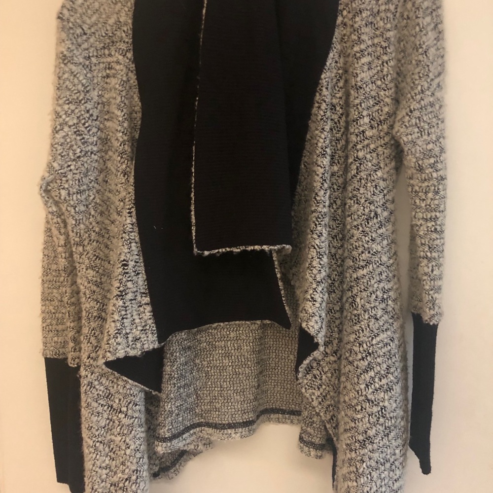 Bar III sweater